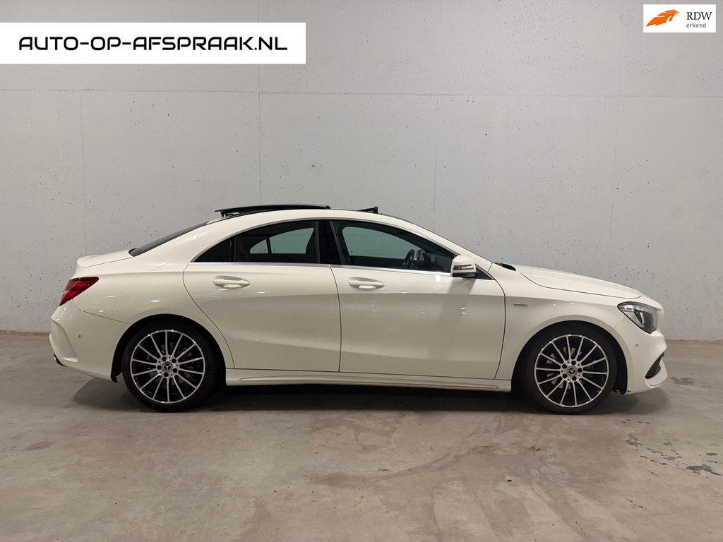 Mercedes-Benz CLA-klasse 180 AMG Pano Automaat Camera Navi, Auto's, Mercedes-Benz, Bedrijf, Te koop, CLA, ABS, Achteruitrijcamera