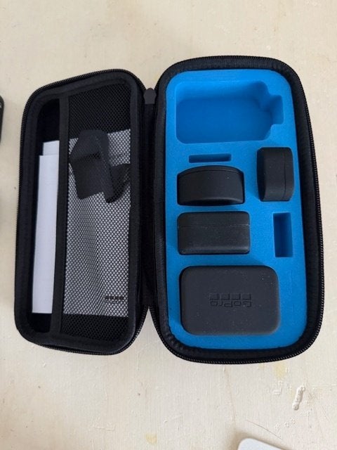 Foto 3 van Gopro 13 met veel accessoires
