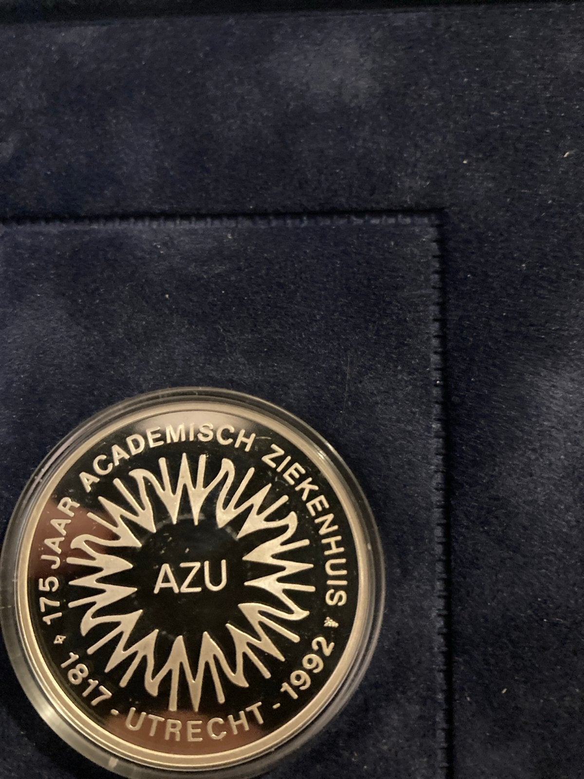 Zilveren Herdenkingspenning AZU Utrecht 175 Jaar, Postzegels en Munten, Penningen en Medailles, Ophalen of Verzenden, Zilver, Nederland