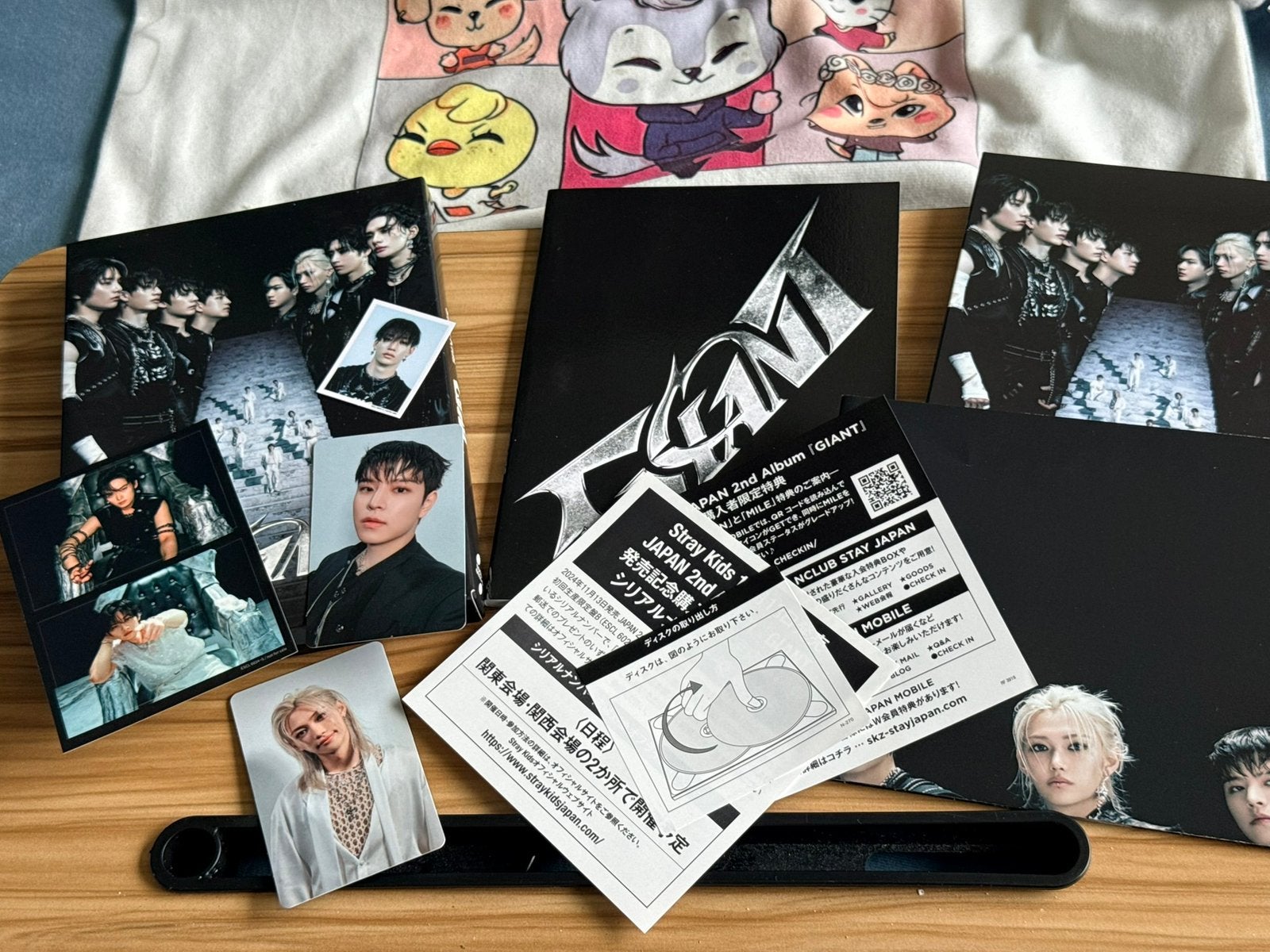 Stray Kids GIANT limited edition album compleet, Ophalen of Verzenden, Zo goed als nieuw, Foto of Kaart