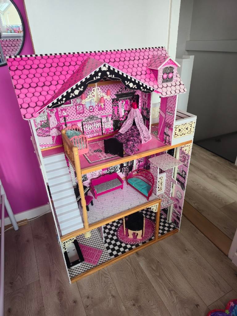 Poppenhuis, Ophalen, Poppenhuis