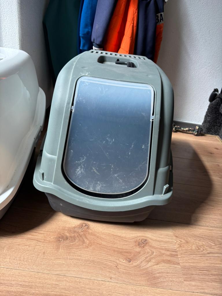 Gratis kattenbak, Dieren en Toebehoren, Ophalen, Zo goed als nieuw