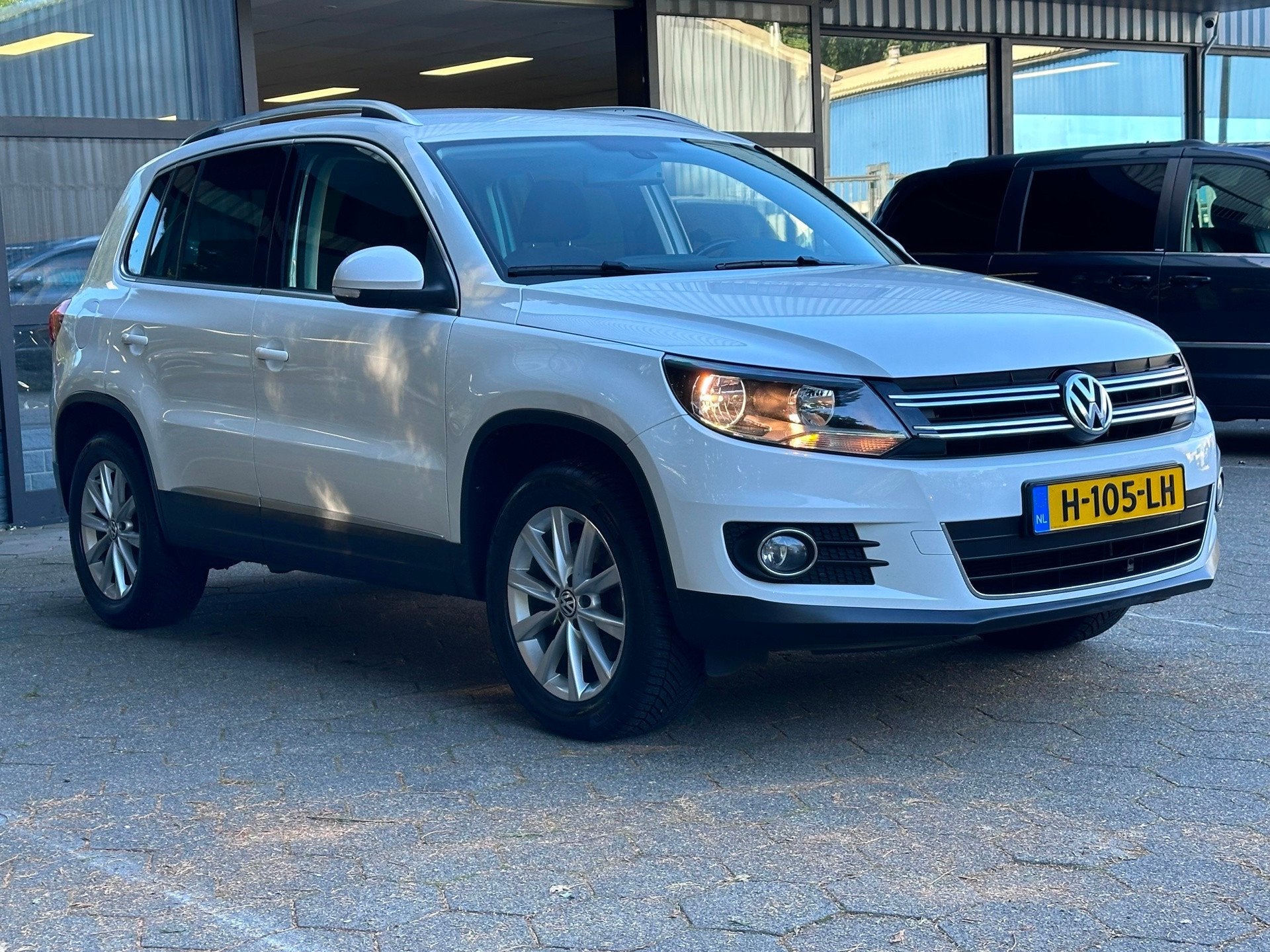 Volkswagen Tiguan 1.4 TSI Sport&Style/ Airco/ trekhaak/, Auto's, Voorwielaandrijving, Euro 5, 15 km/l, Gebruikt