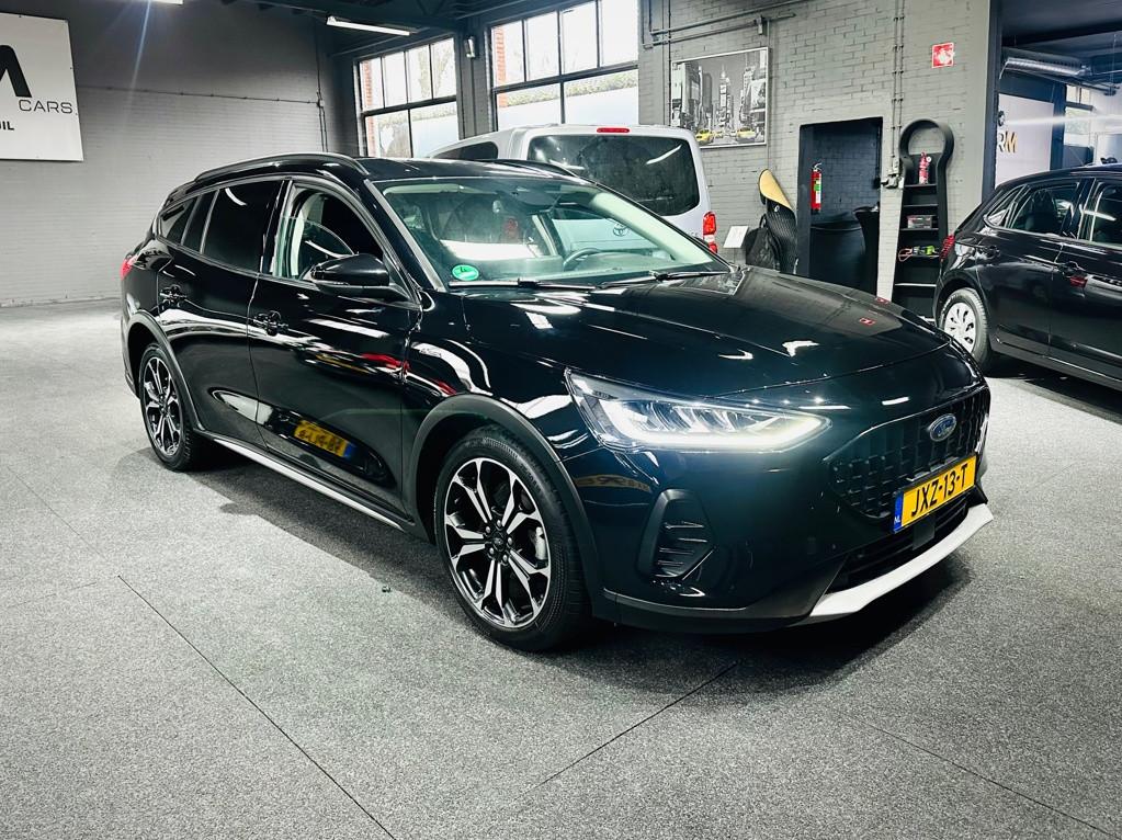Ford Focus Wagon 1.0 EcoBoost Hybrid Active Style - 155 PK -, Auto's, Gebruikt, Euro 6, Adaptive Cruise Control, Zwart