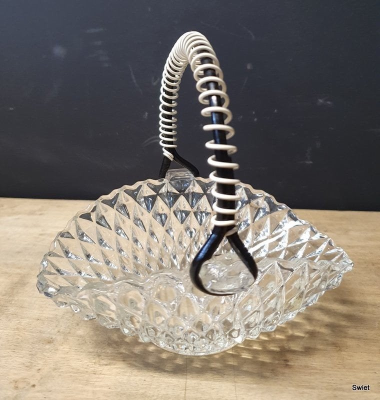 Vintage glazen bonbonschaaltje met handvat, Ophalen of Verzenden