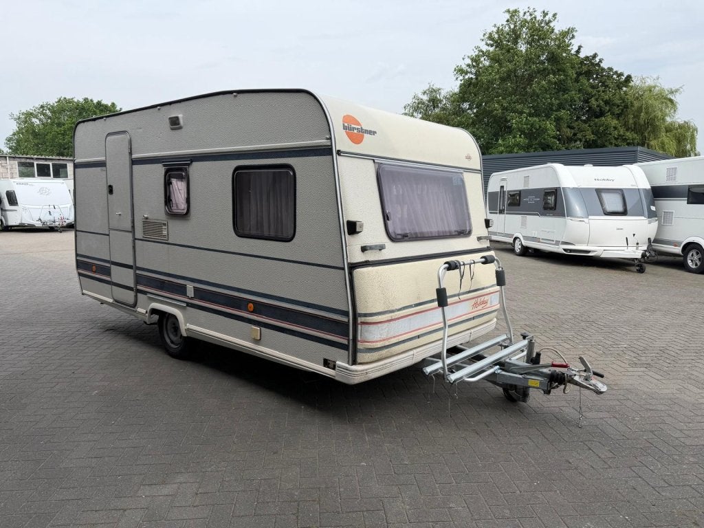 Bürstner Holiday Meeneemprijs, Caravans en Kamperen, Caravans, Dwarsbed, Bedrijf, Treinzit, Schokbreker