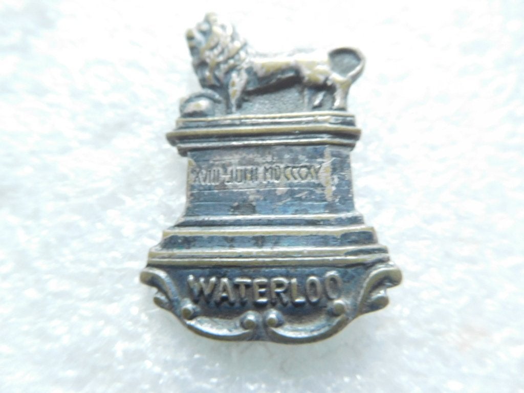 speldje / pet embleem Waterloo, Ophalen of Verzenden, Gebruikt, Overige onderwerpen