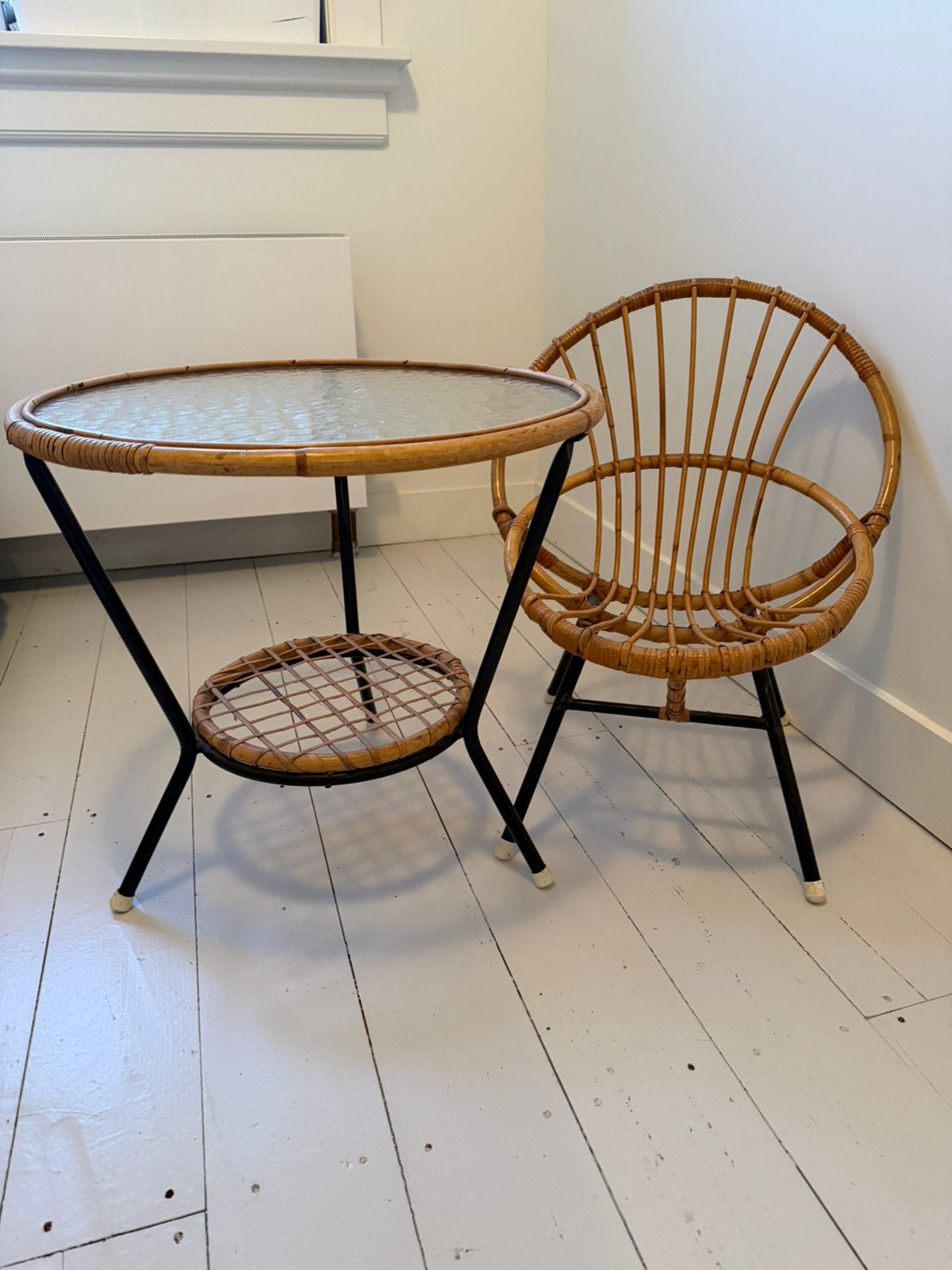 Rotan (kinder-) tafeltje en stoeltje, Ophalen, Zo goed als nieuw, Tafel(s) en Stoel(en)
