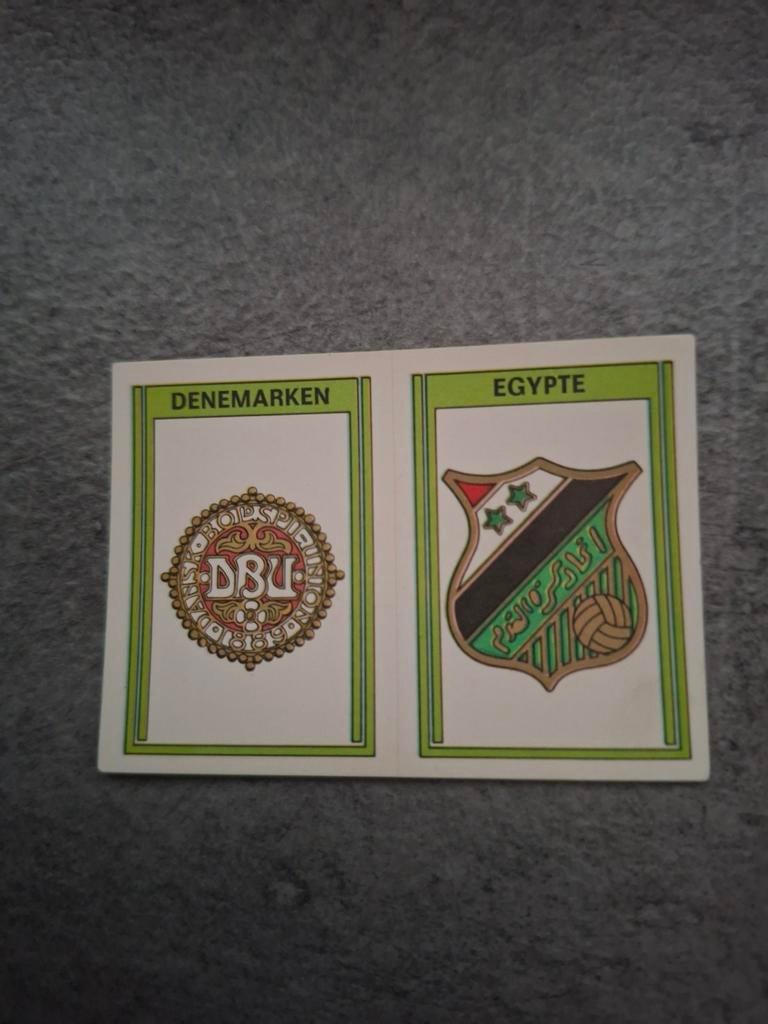 Panini sticker Voetbal 78. Emblemen Denemarken/Egypte., Verzenden, Zo goed als nieuw, Sticker