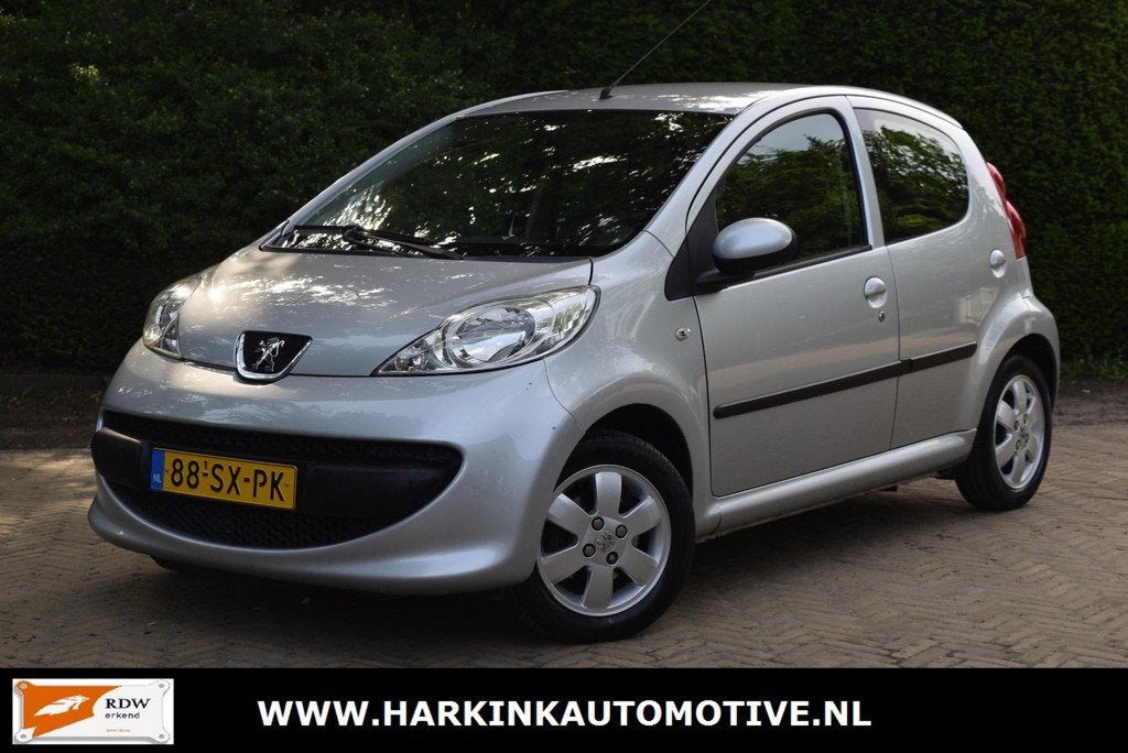 Peugeot 107 1.0-12V XS | Nieuwe APK | Nieuwe koppeling | Ond, Voorwielaandrijving, Stof, Gebruikt, 4 stoelen