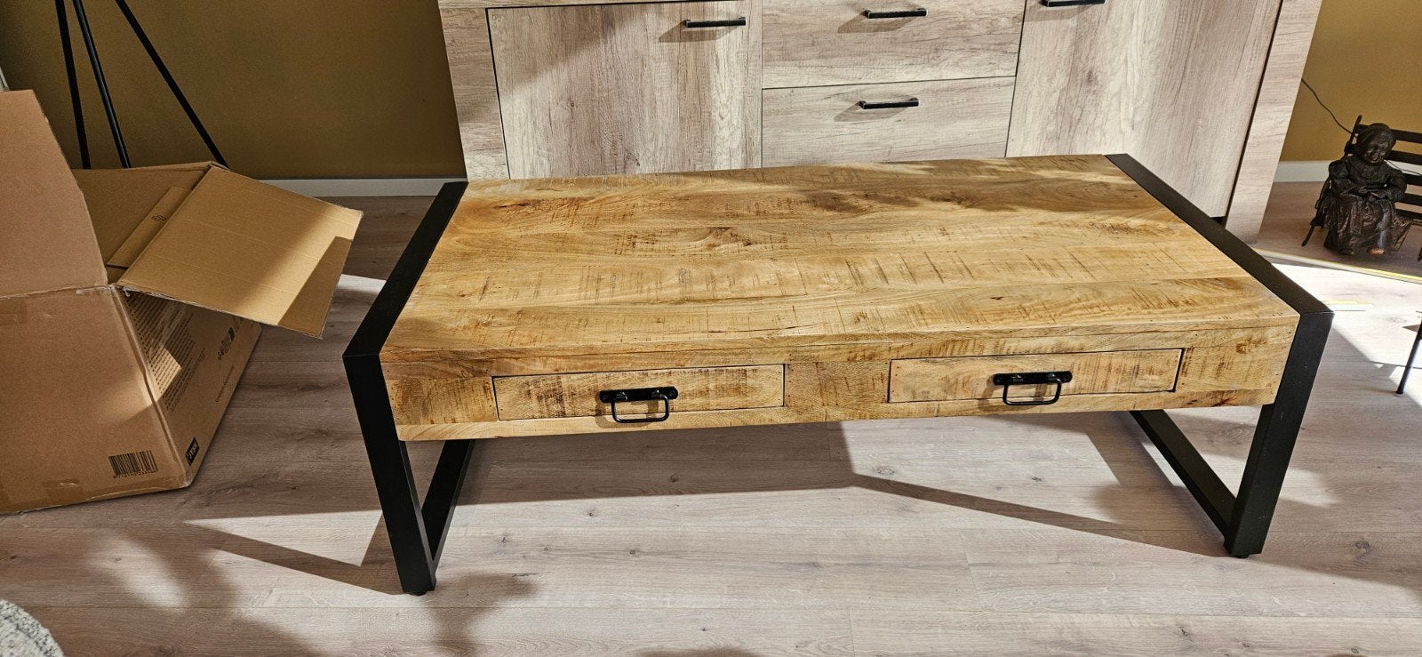 Mango houten  salontafel, Ophalen, 100 tot 150 cm, 50 tot 100 cm, Zo goed als nieuw