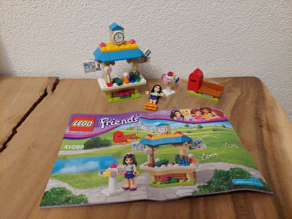 Lego Friends 41098 Emma's toeristen Kiosk, Lego, Lego, Gebruikt, Ophalen of Verzenden