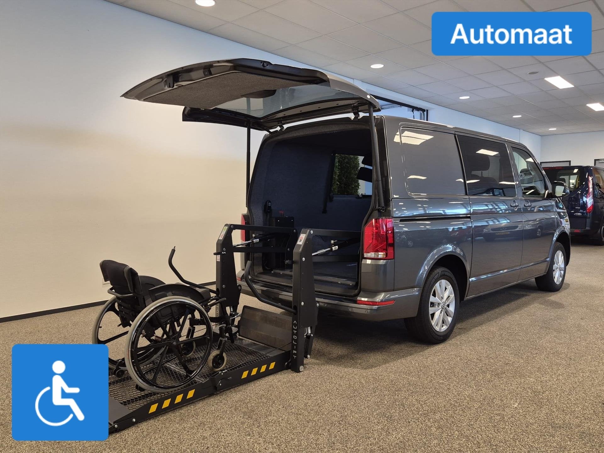 Volkswagen Transporter L1H1 Rolstoelbus Automaat - rolstoel, 12 maanden, Stof, Gebruikt, 4 cilinders