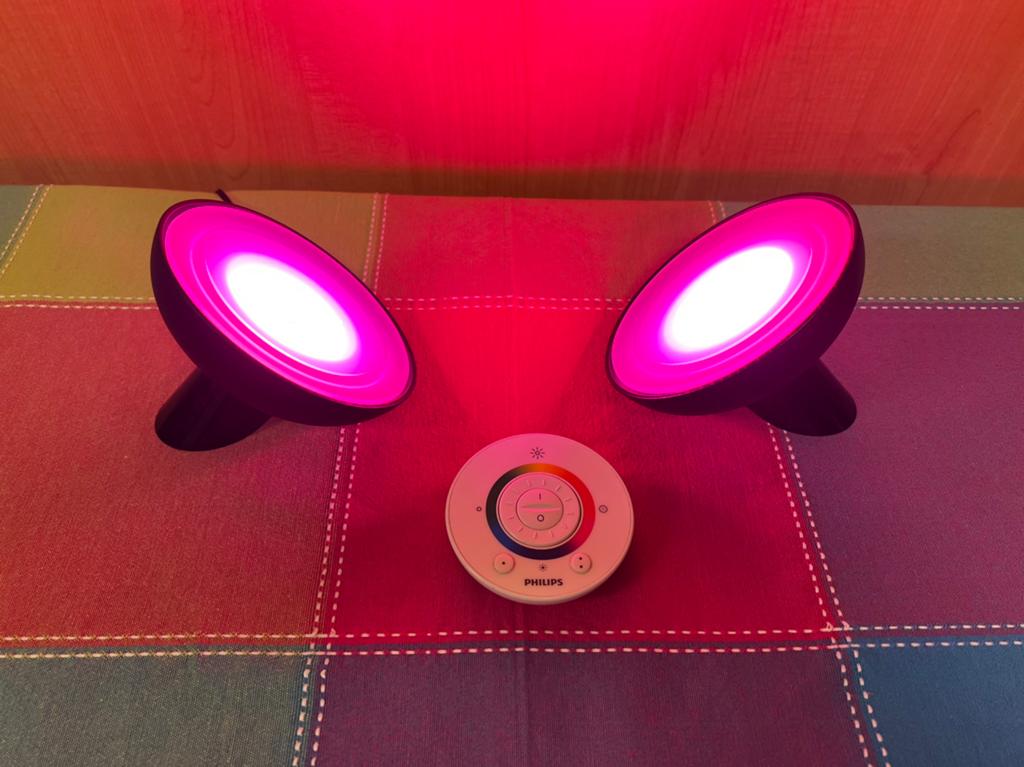 Philips hue bloom 2 stuks met afstandbediening, Ophalen of Verzenden, Zo goed als nieuw
