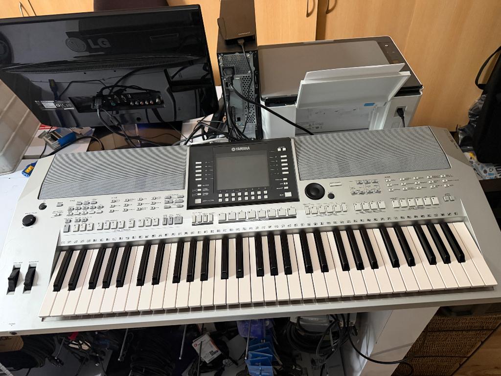 Yamaha psr s910 Met Garantie, Muziek en Instrumenten, Keyboards, Ophalen, 61 toetsen, Yamaha, Zo goed als nieuw