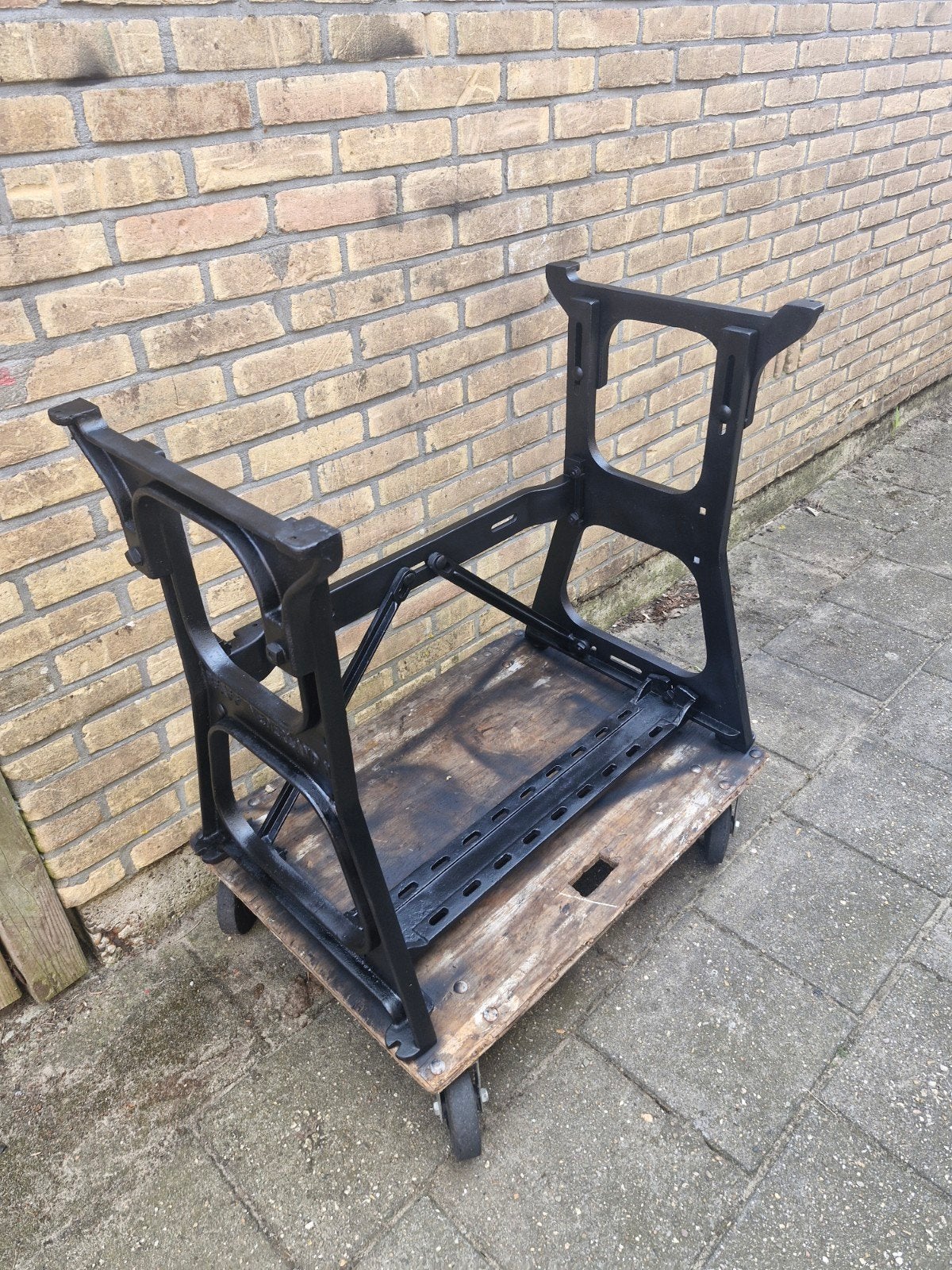 Antiek Pfaff Naaimachine Onderstel - Gietijzeren Frame, Ophalen