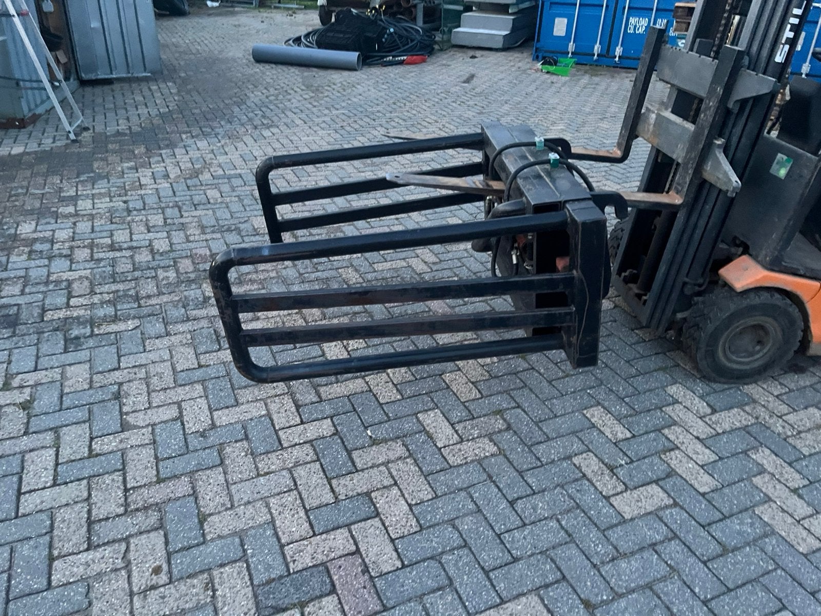Balenklem vierkantebalenklem, Ophalen