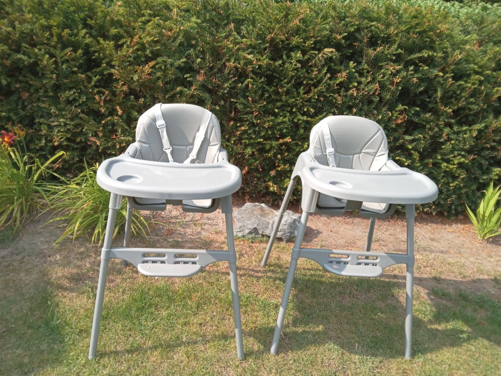 Kinderstoel met verstelbare voetsteun en afneembaar blad, Kinderen en Baby's, Kinderstoelen, Ophalen