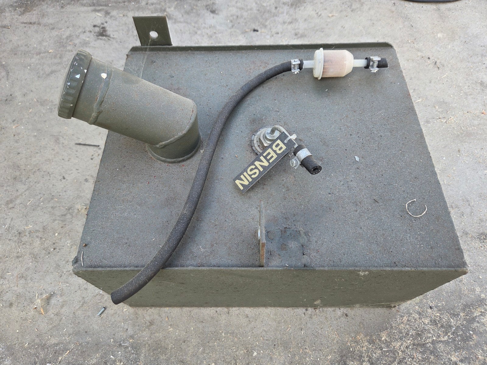 Benzinetank met filter en slang - Gebruikt, Ophalen