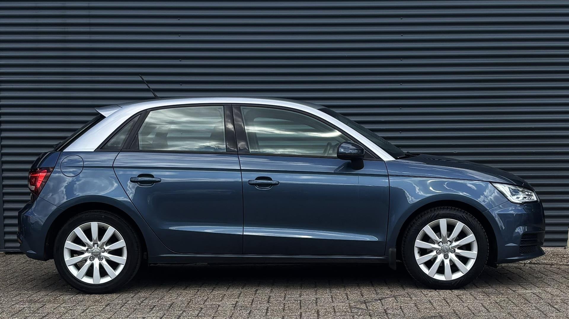 Audi A1 1.0 TFSI SPORTBACK 95PK, Voorwielaandrijving, Euro 6, 95 pk, Blauw