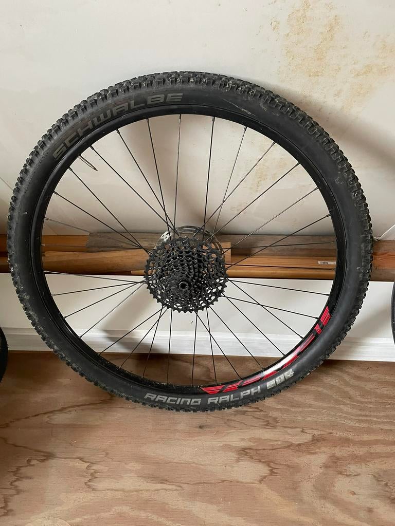 Achterwiel mtb uit specialized 11/42 tands, Fietsen en Brommers, Fietsaccessoires | Fietsgereedschap, Ophalen, Zo goed als nieuw