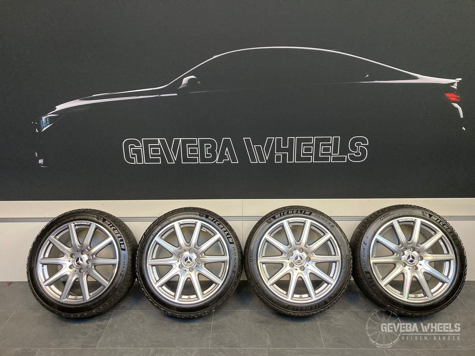 18” originele Mercedes A45 CLA 35 45 AMG velgen winterbanden, 18 inch, Gebruikt, -, -