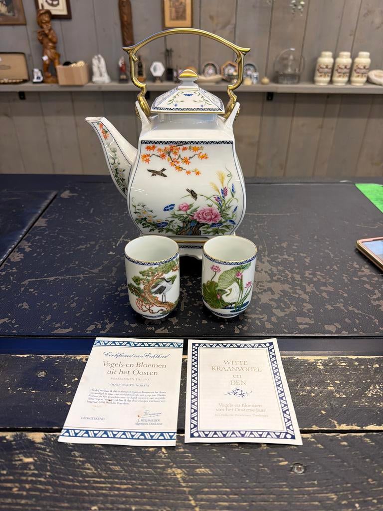 Porseleinen theepot met kopjes - Vogels en Bloemen, Antiek en Kunst, Antiek | Porselein, Ophalen