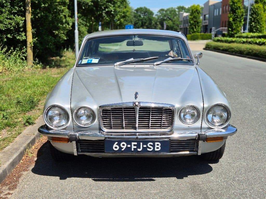 Jaguar XJ6 4.2 LWB II 1975 Grijs, Automaat, 58.000 km !, foto 10
