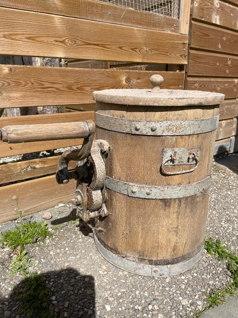 Boter ton - karnen melk, Ophalen