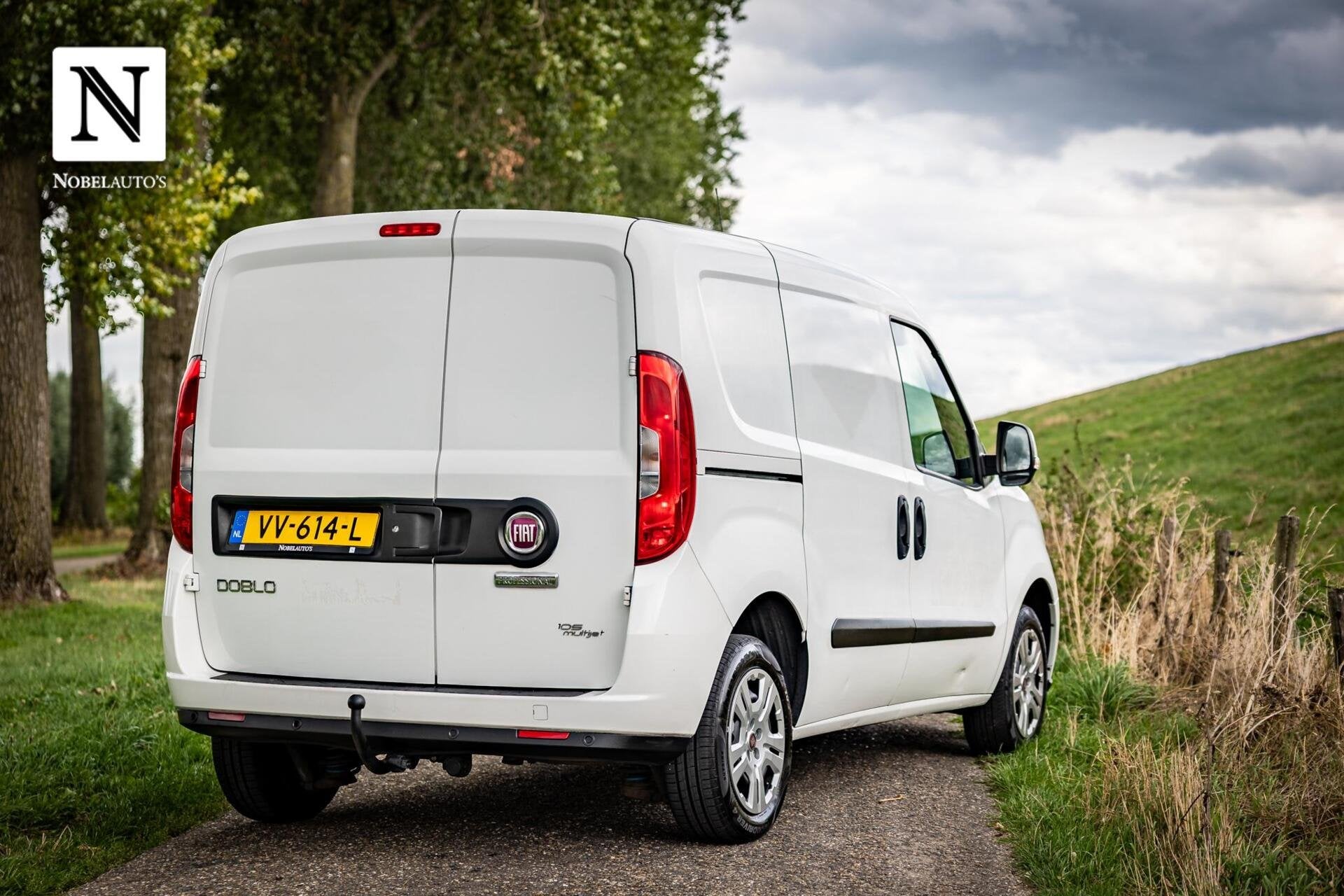 Fiat Doblò Cargo 1.6 MJ L1H2 |Nap|Schuifdeur|Trekhaak|Airco, Euro 5, Gebruikt, 1295 kg, 4 cilinders