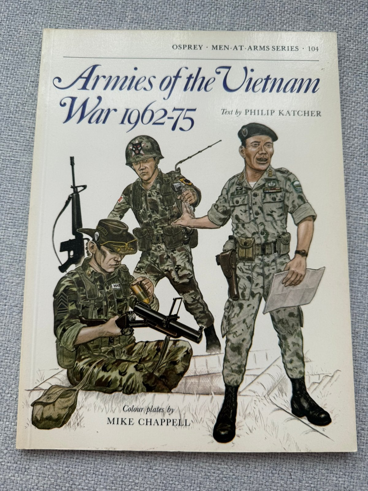 Osprey Men at Arms 104 Armies of the Vietnam War 1962-75, Marine, Ophalen of Verzenden, Zo goed als nieuw, 1945 tot heden