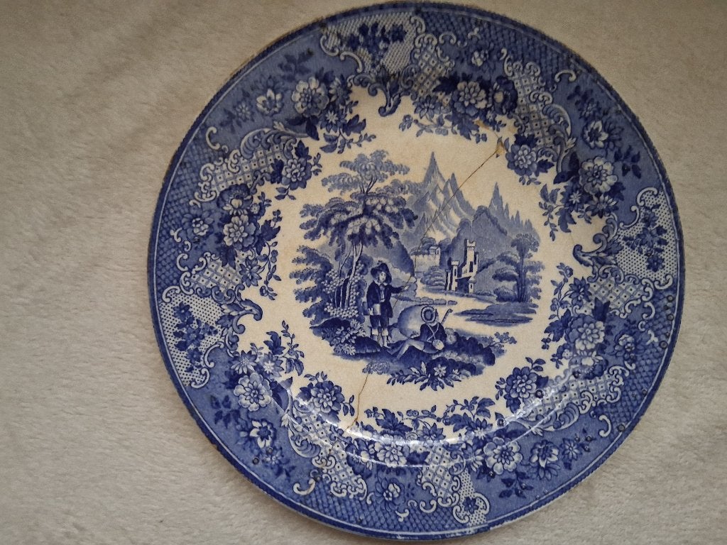 Een Antiek blauw-wit aardewerk bord, stempel van "Montagne"., Antiek en Kunst, Ophalen