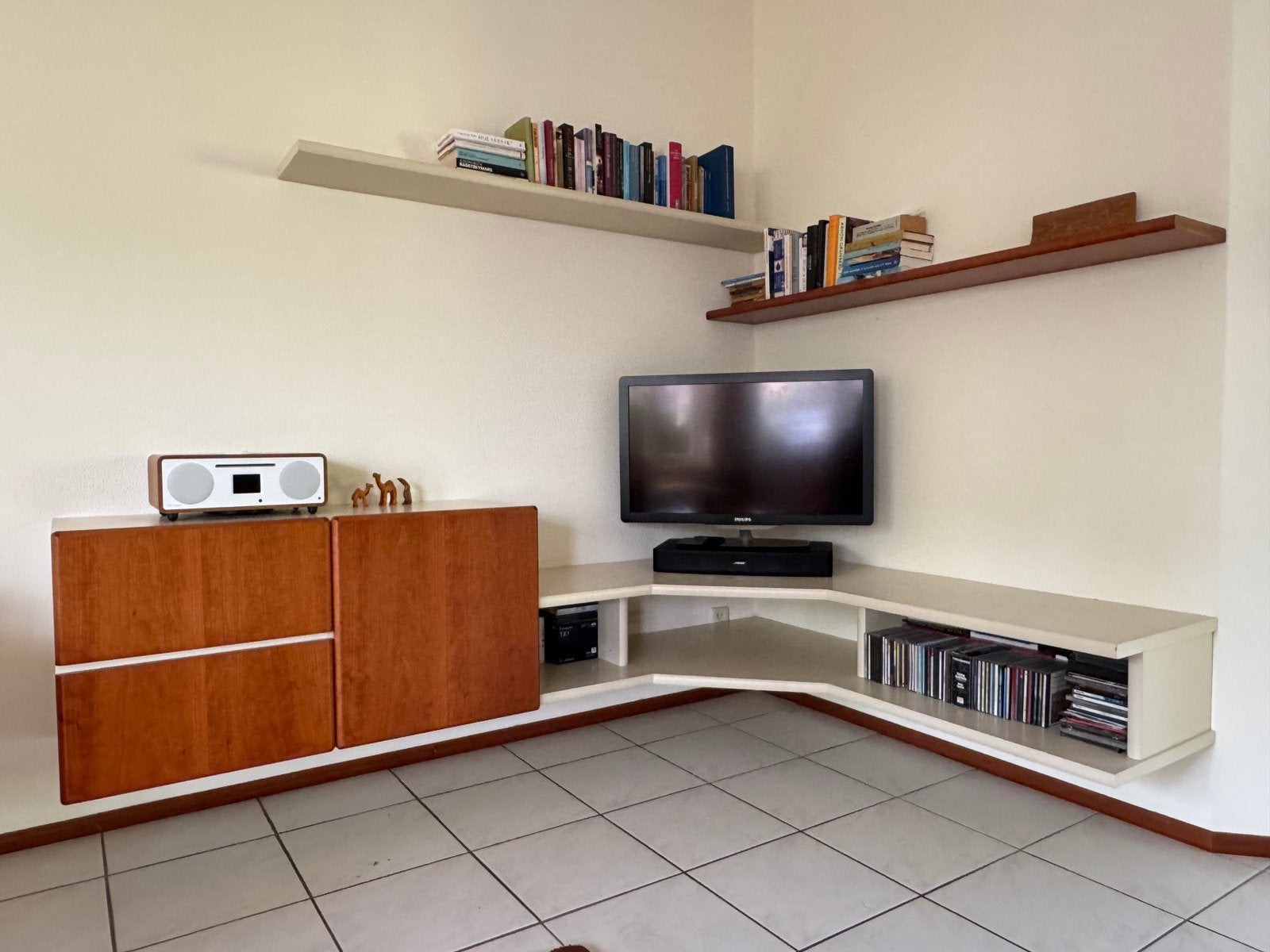 Hoekmeubel / kast met bijbehorende boekenplanken, Ophalen, Gebruikt, Met deur(en), Minder dan 100 cm