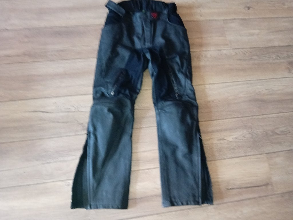 Leren Dames motorbroek, Motoren, Kleding | Motorkleding, Broek | leer, Ophalen of Verzenden, Dames, Tweedehands