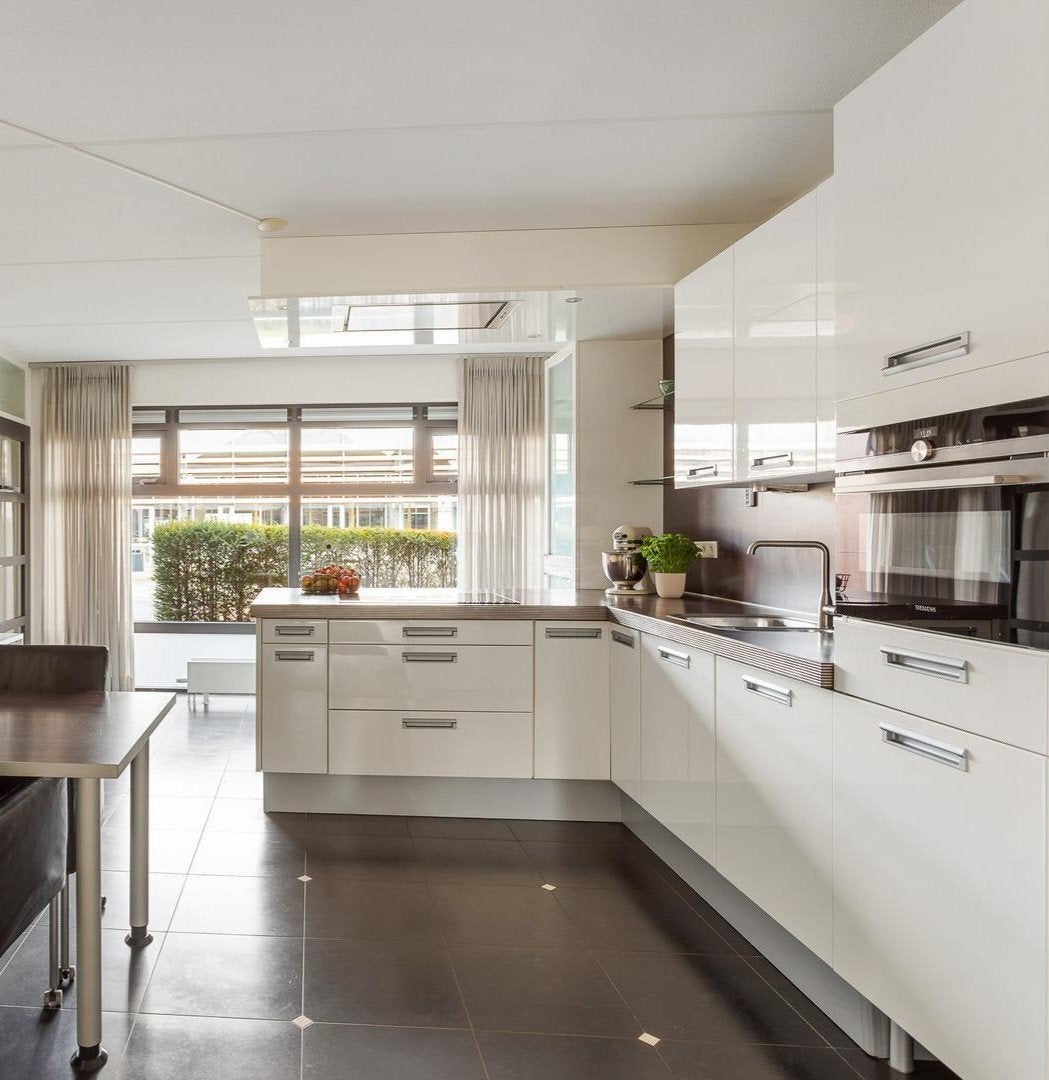 Hoogglans witte keuken, Ophalen, Gebruikt, Wit, Met kookeiland