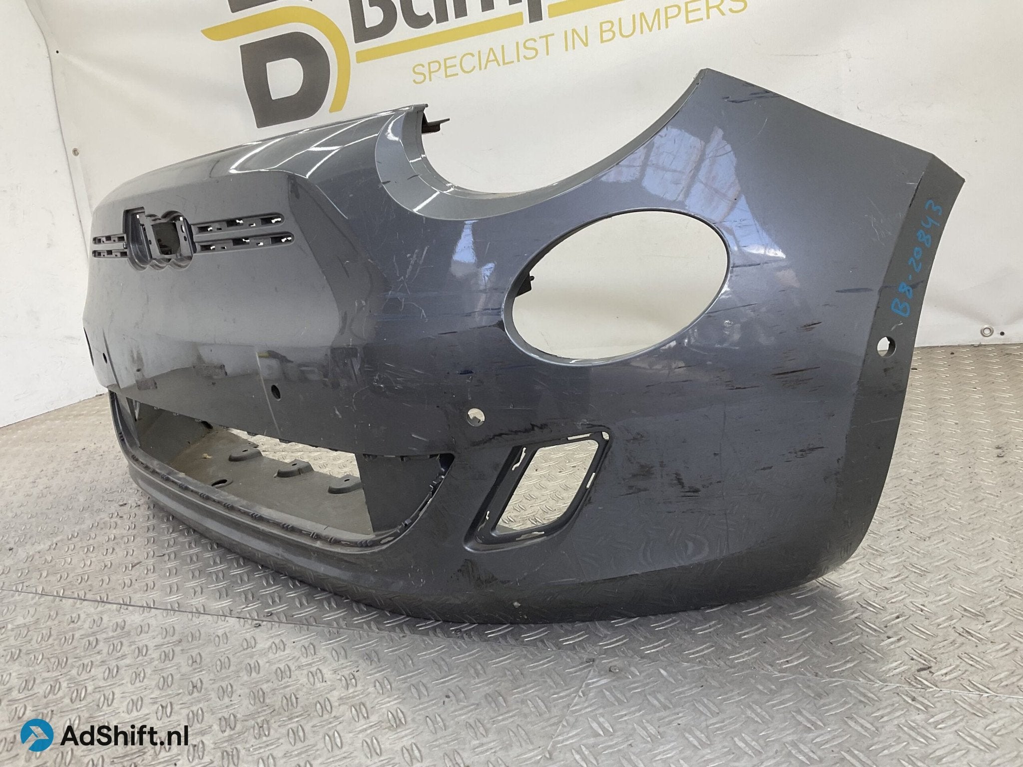 Bumper Fiat 500E ELEKTRISCH Icon 735714055 Voorbumper B8-208, Bumper