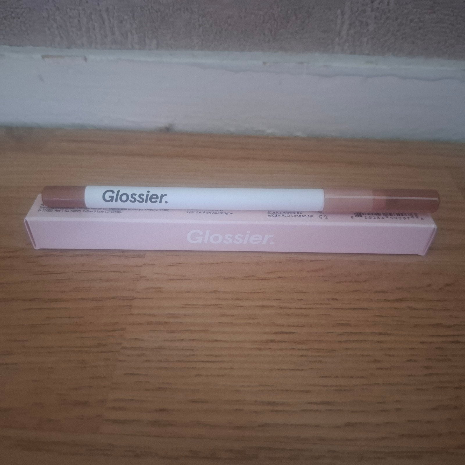Nieuwe Glossier Lip Liner, Nieuw, Ophalen of Verzenden, Make-up, Overige kleuren