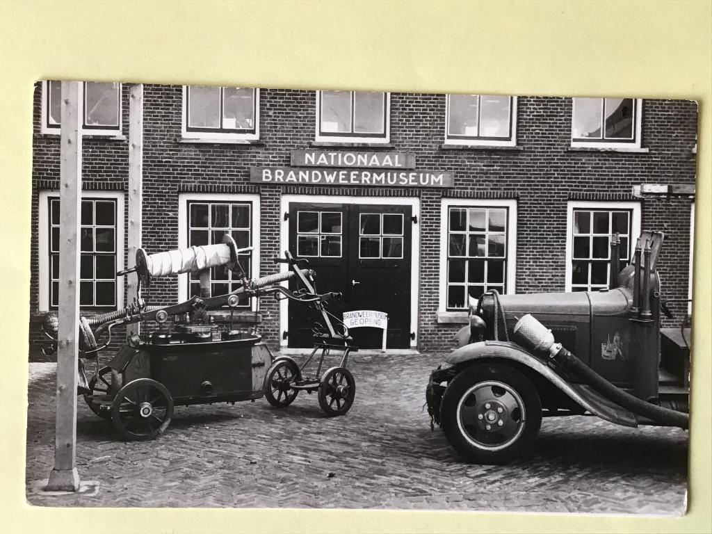 Hellevoetsluis Brandweermuseum 1975, Verzenden, 1960 tot 1980, Ongelopen, Zuid-Holland