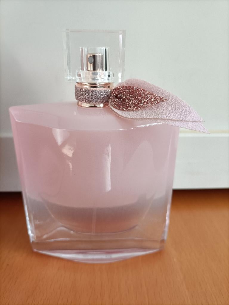 Lancome la vie est belle parfum 100 ml, Sieraden, Tassen en Uiterlijk, Uiterlijk | Parfum, Verzenden, Nieuw
