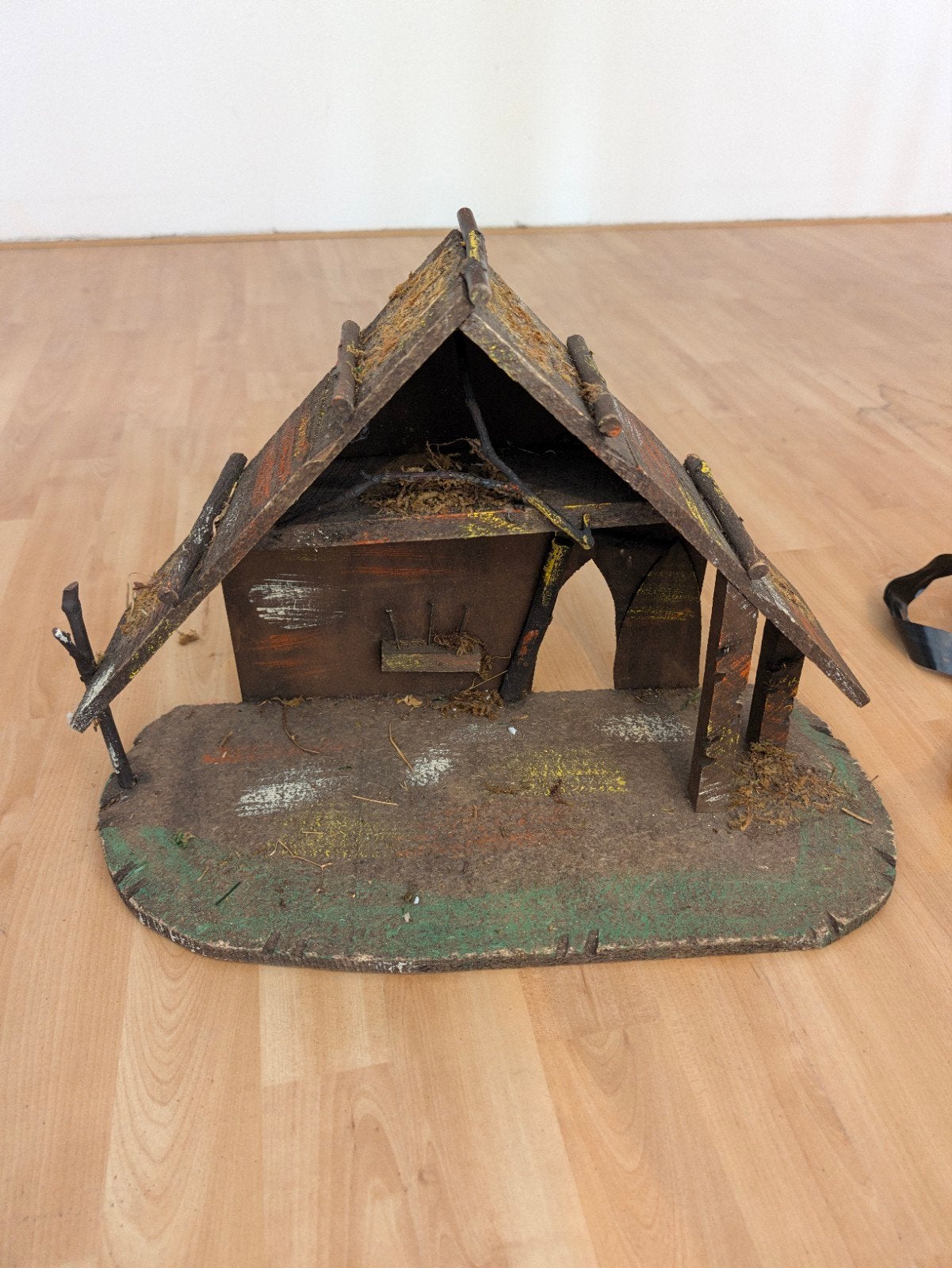 GRATIS Vintage Kerststal Huisje - Handgemaakt, Ophalen, Gebruikt