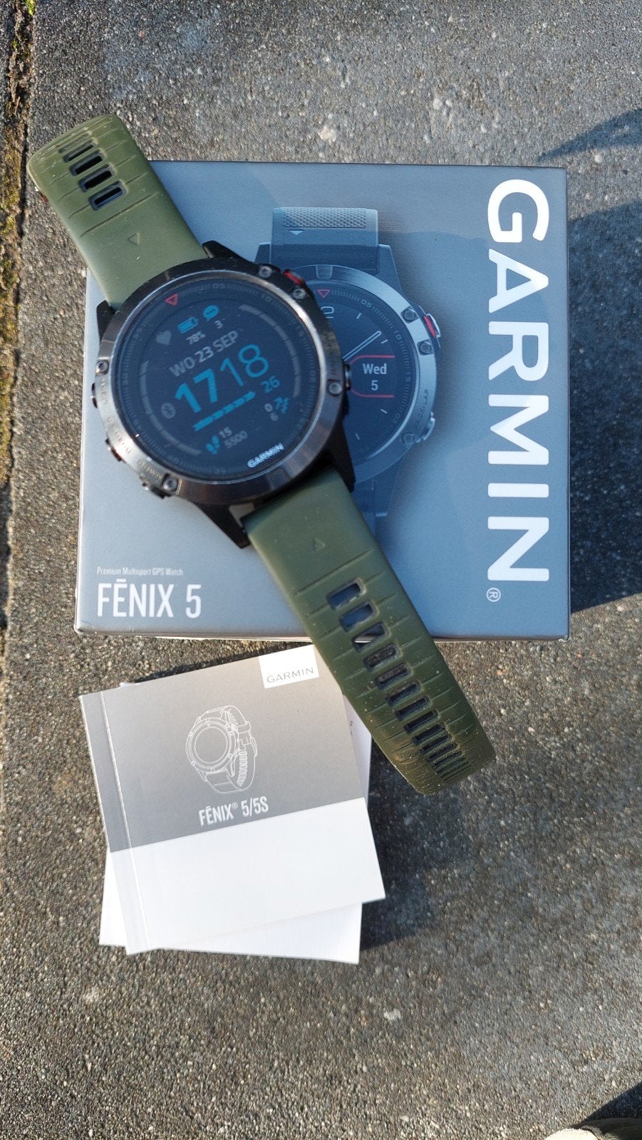 Garmin Fenix 5 , inclusief 2e extra en bandjes, Sieraden, Tassen en Uiterlijk, Gebruikt, Zwart, Garmin, Ophalen of Verzenden