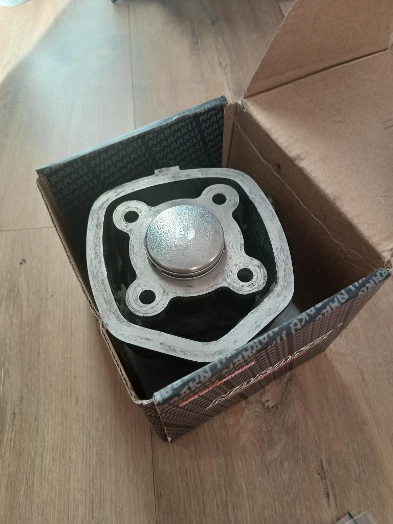Aerox naraku 50cc cilinder, Ophalen of Verzenden, Nieuw, Cilinder, Minarelli