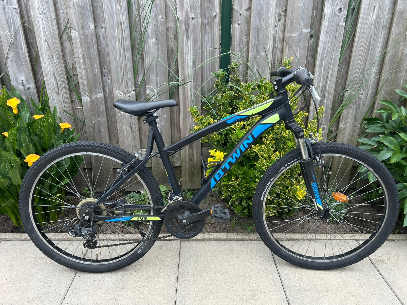 26 inch B’twin Rockrider 340, Fietsen en Brommers, Fietsen | Jongens, Ophalen, Zo goed als nieuw, 26 inch of meer, Versnellingen