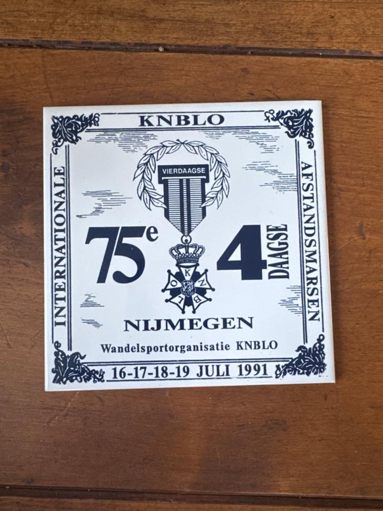 Tegel 75e Internationale 4Daagse Nijmegen 1991 KNBBLO, Ophalen of Verzenden