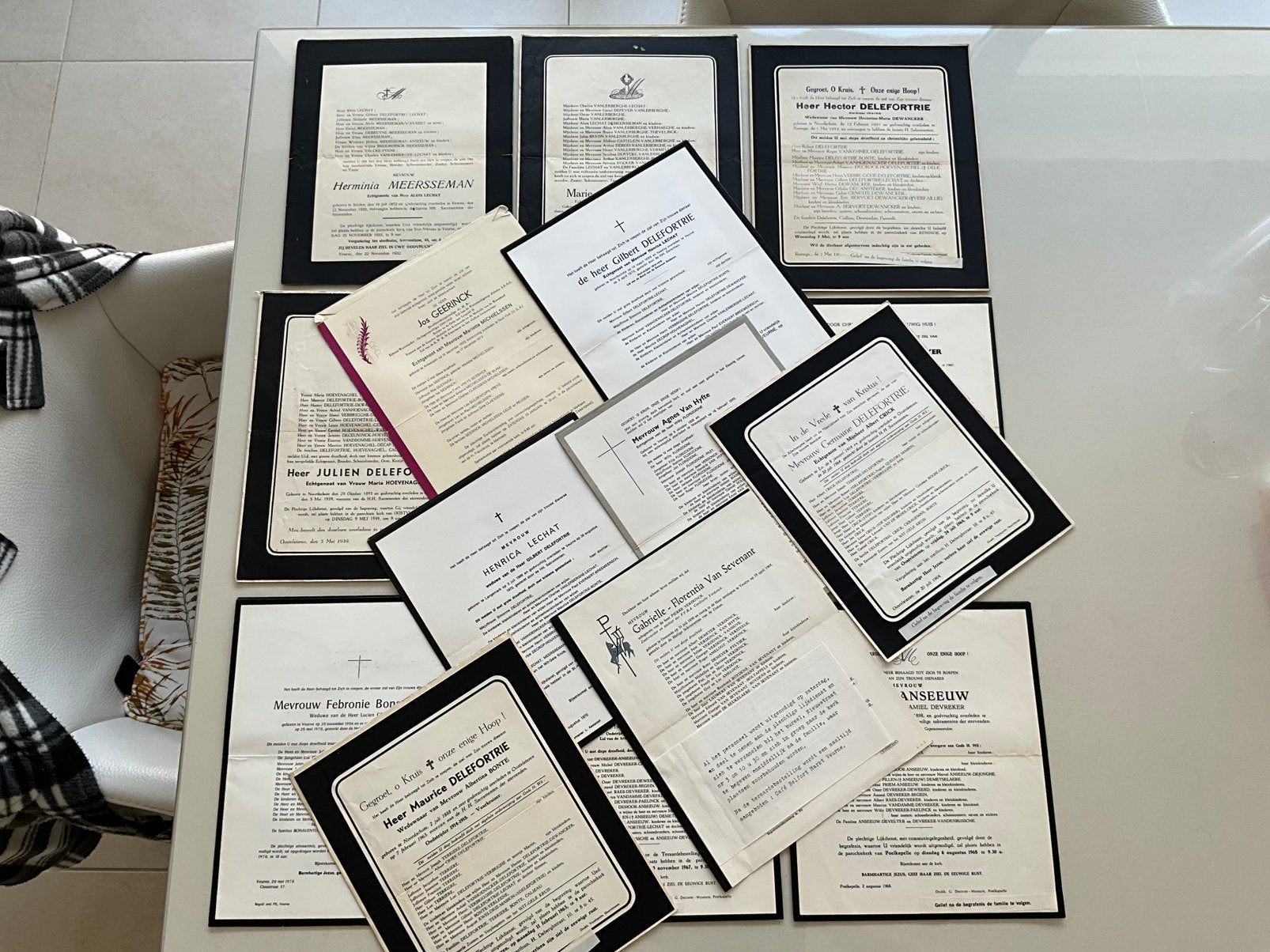 kavel historische rouwbrieven   oud notarishuis Westhoek, Ophalen of Verzenden