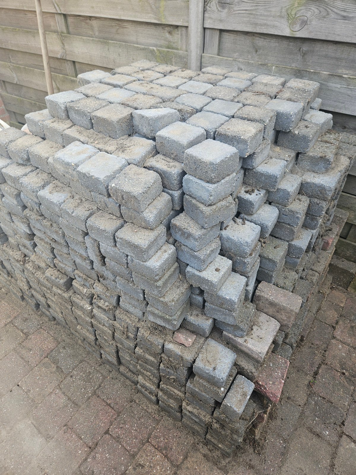 1m³ Terrastegels 10x10x6cm - Gebruikt, Ophalen, Gebruikt, Beton, Terrastegels