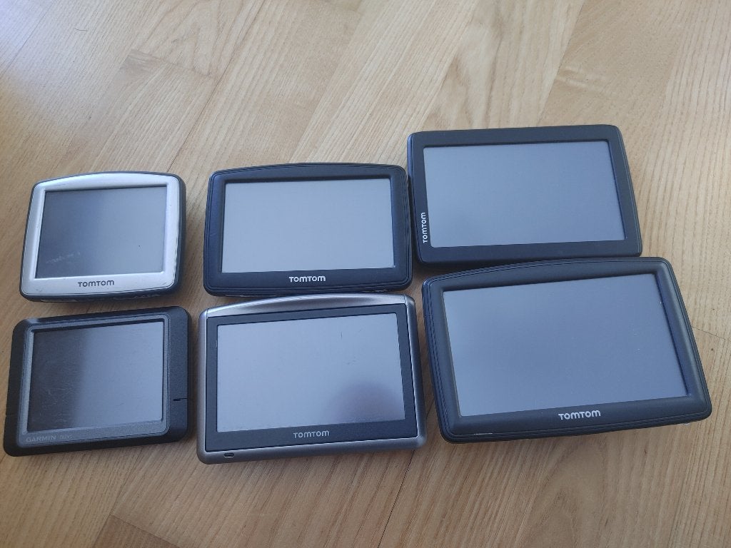 Garmin en TomTom navigatie, Europa 2026, Auto diversen, Overige Auto diversen, Verzenden