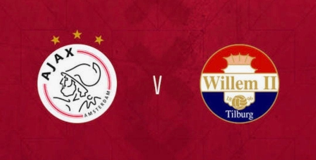 Ajax - Willem2 2 kaarten naast elkaar vak 117, Seizoenskaart, Twee personen