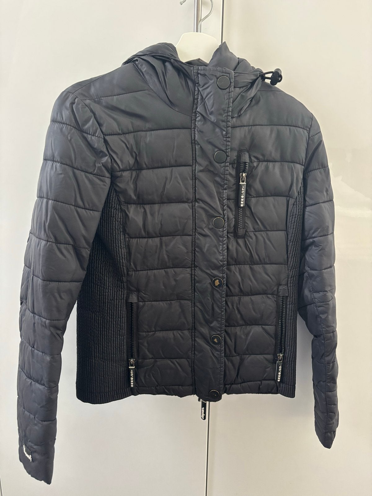 Superdry Fuji Double Zip Gewatteerde Jas Zwart Maat S, Ophalen of Verzenden, Zo goed als nieuw, Maat 36 (S), Zwart