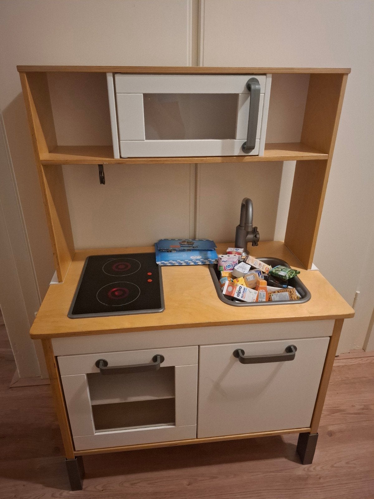 Ikea speelkeuken met accessoires, Ophalen